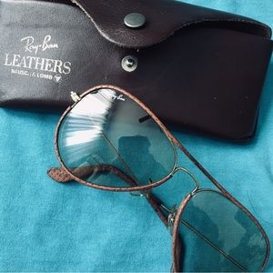 MEN’S ? VINTAGE RAY-BAN LEATHERS BAUSCH & LOMB SUNGLASSES BROWN IN ORIGINAL CASE